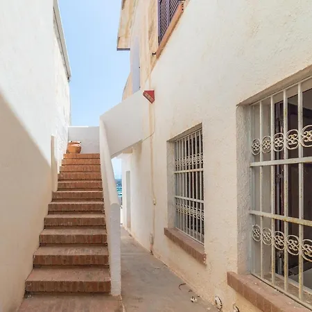 アパート The Sea View House La Terrazza Sul Mare マリーナ・ディ・ラグーザ